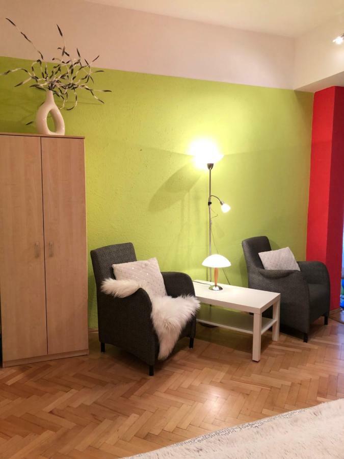 Apartman Orchidej U Vridla كارلوفي فاري المظهر الخارجي الصورة